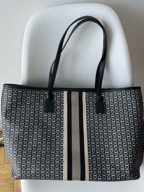 Tory Burch Black and Beige Patterned Stripe Tote